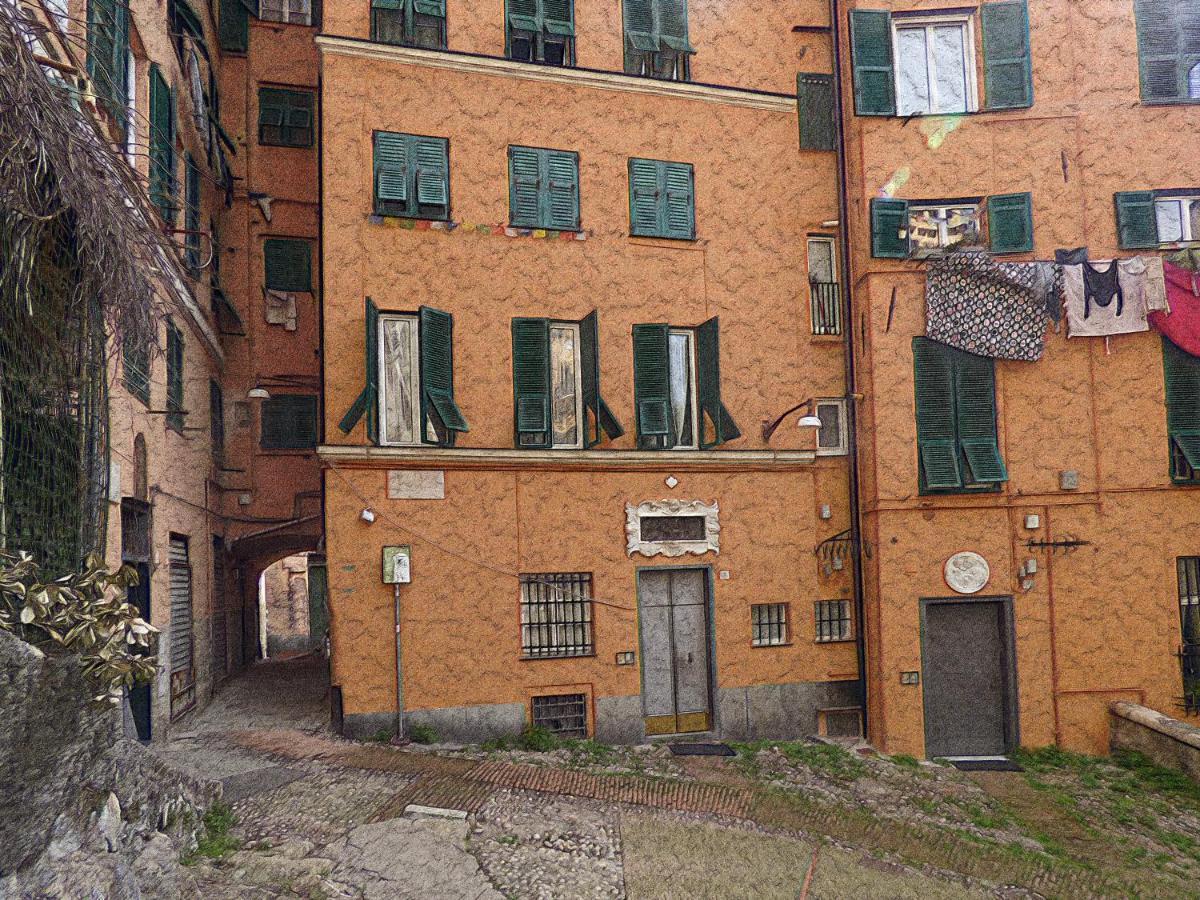 Casa Maura - 2 Passi Nella Storia Apartment Genoa Luaran gambar