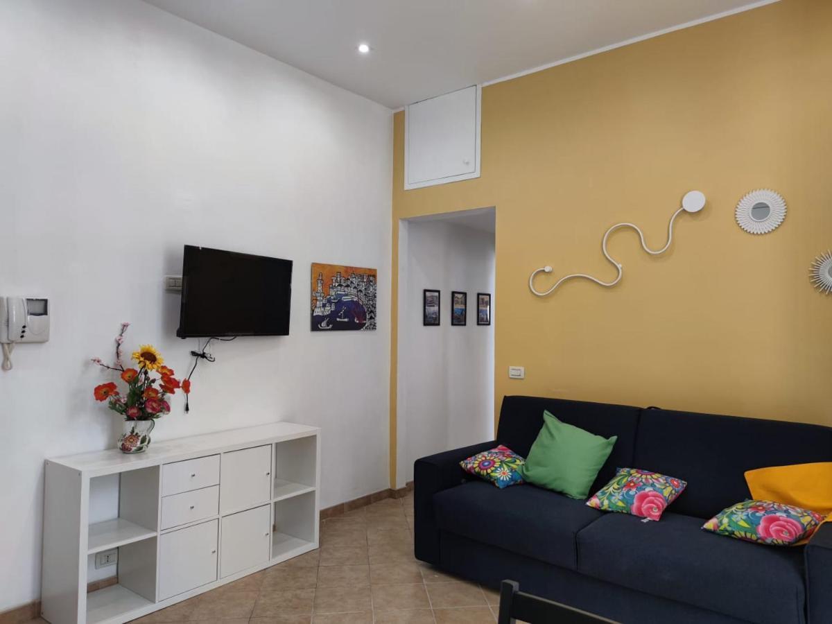 Casa Maura - 2 Passi Nella Storia Apartment Genoa Luaran gambar