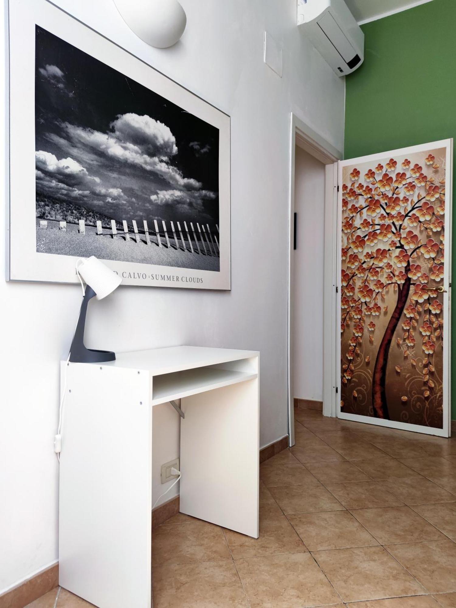Casa Maura - 2 Passi Nella Storia Apartment Genoa Luaran gambar