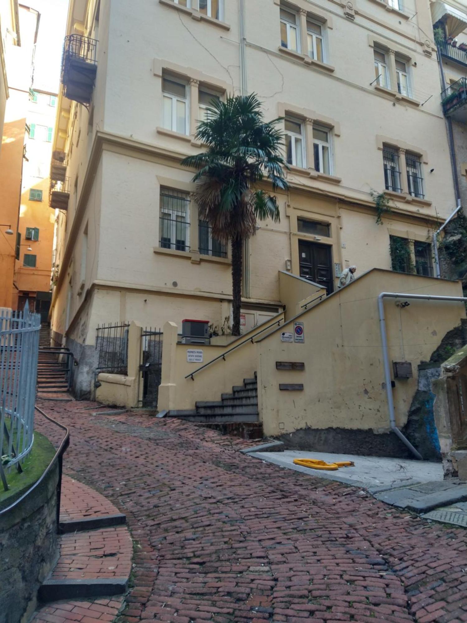 Casa Maura - 2 Passi Nella Storia Apartment Genoa Luaran gambar